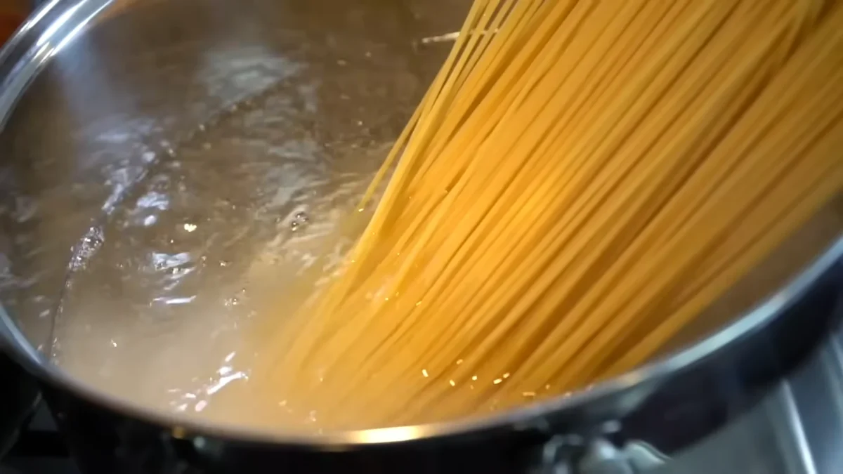 Cooking the Spaghetti