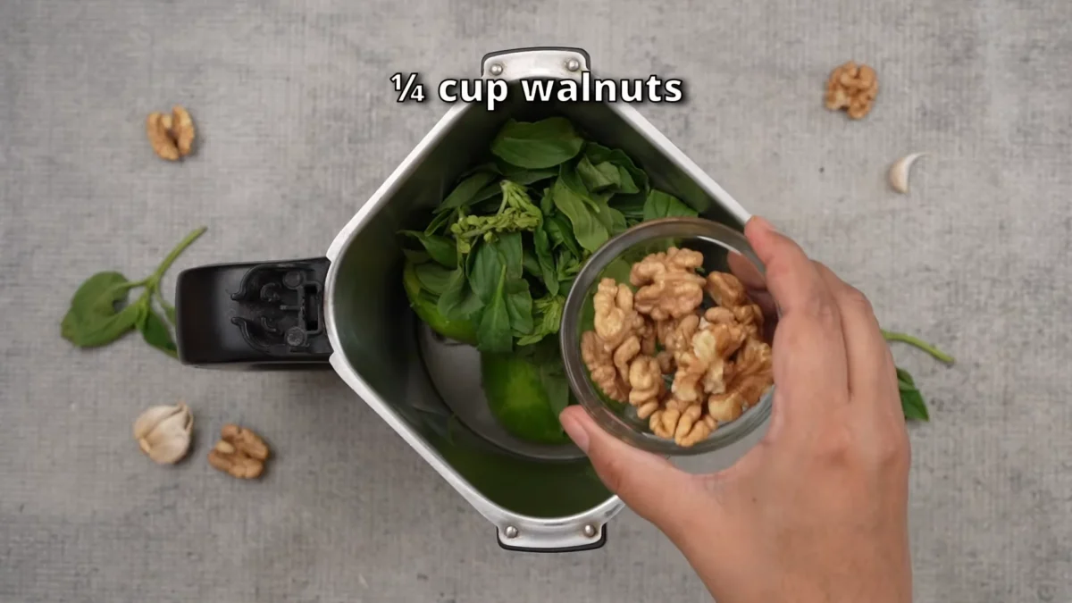 Prepare the Avocado Pesto
