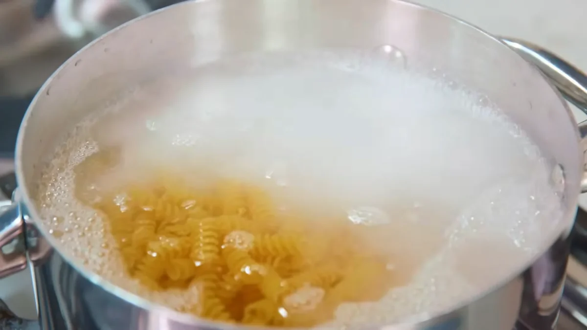 Italian Pasta Salad 3 Cook the Pasta