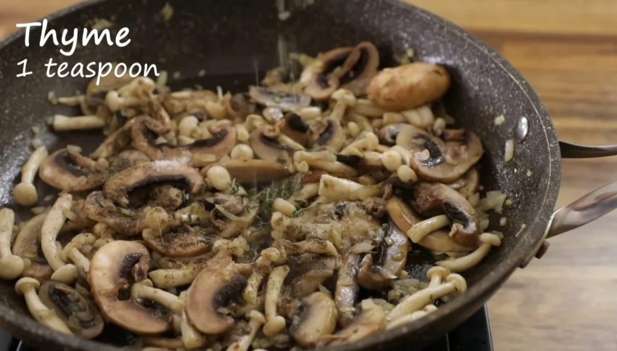 Mushroom Garlic Spaghetti 9 Sauté the Mushrooms