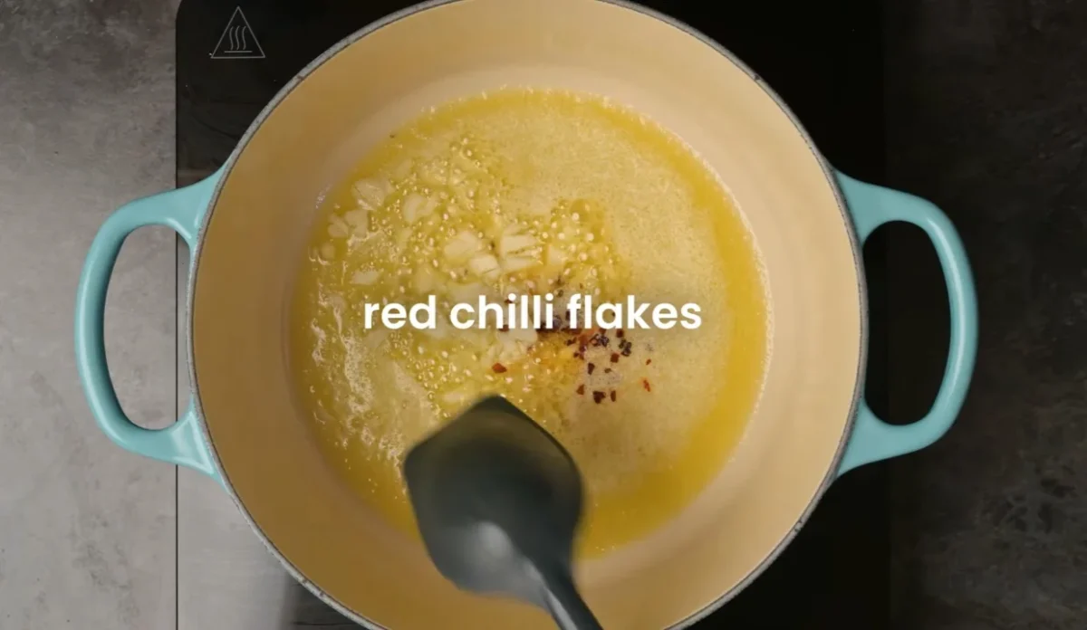 Butter Garlic Spaghetti 8 Make the Sauce