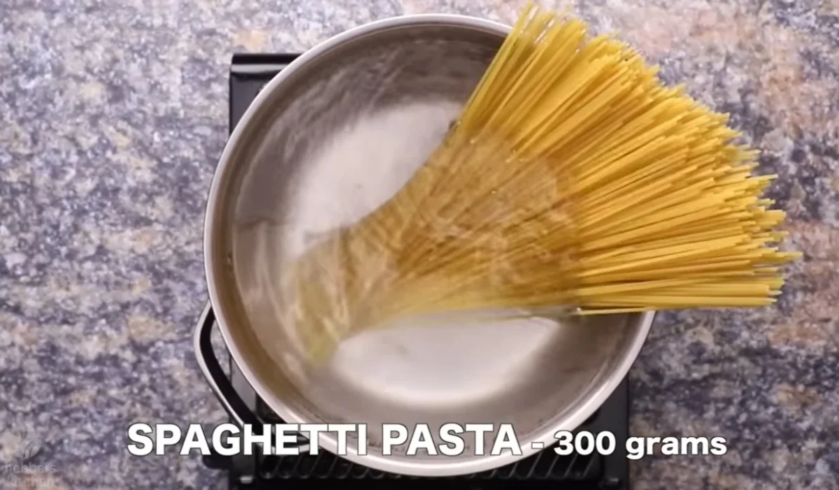 Butter Garlic Spaghetti 4 Cook the Pasta