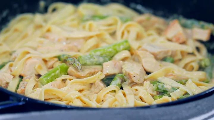 Italian chicken pesto pasta salad 16 Taste and Season