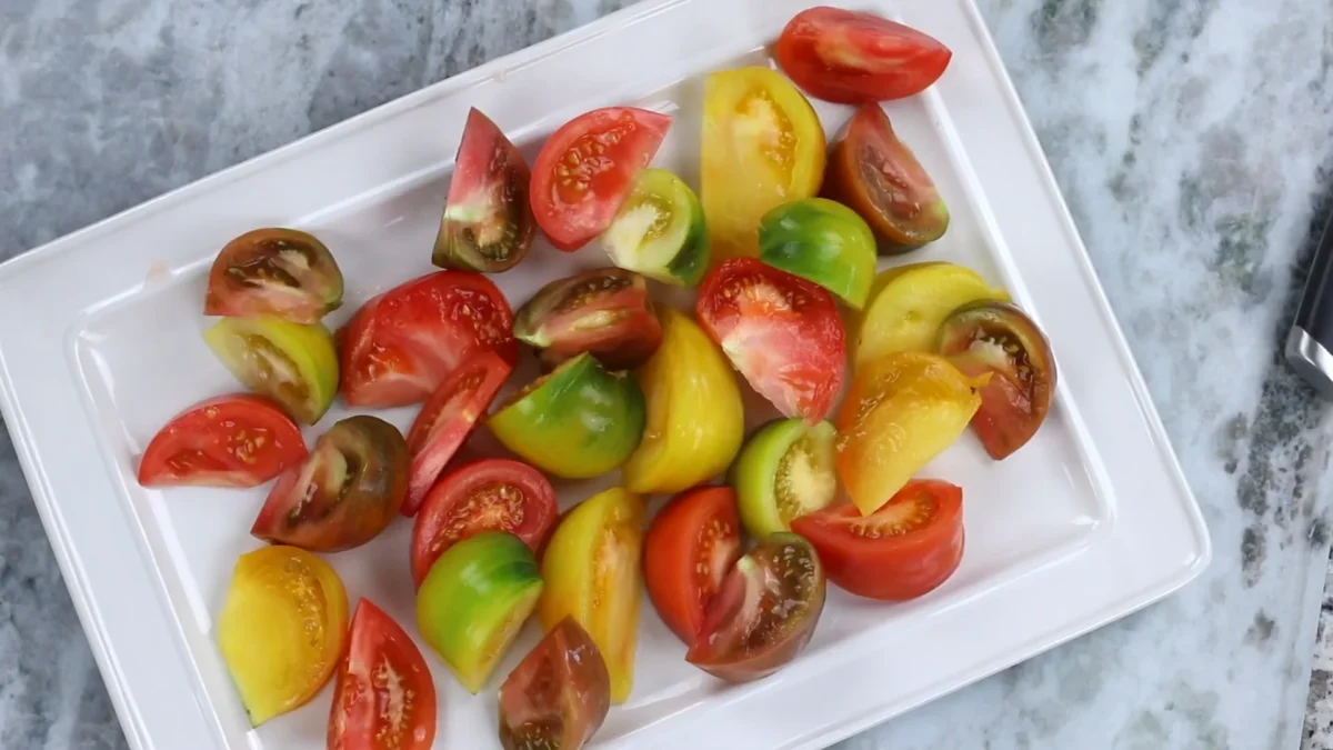 Heirloom Tomato Salad 3 Select and Slice the Tomatoes